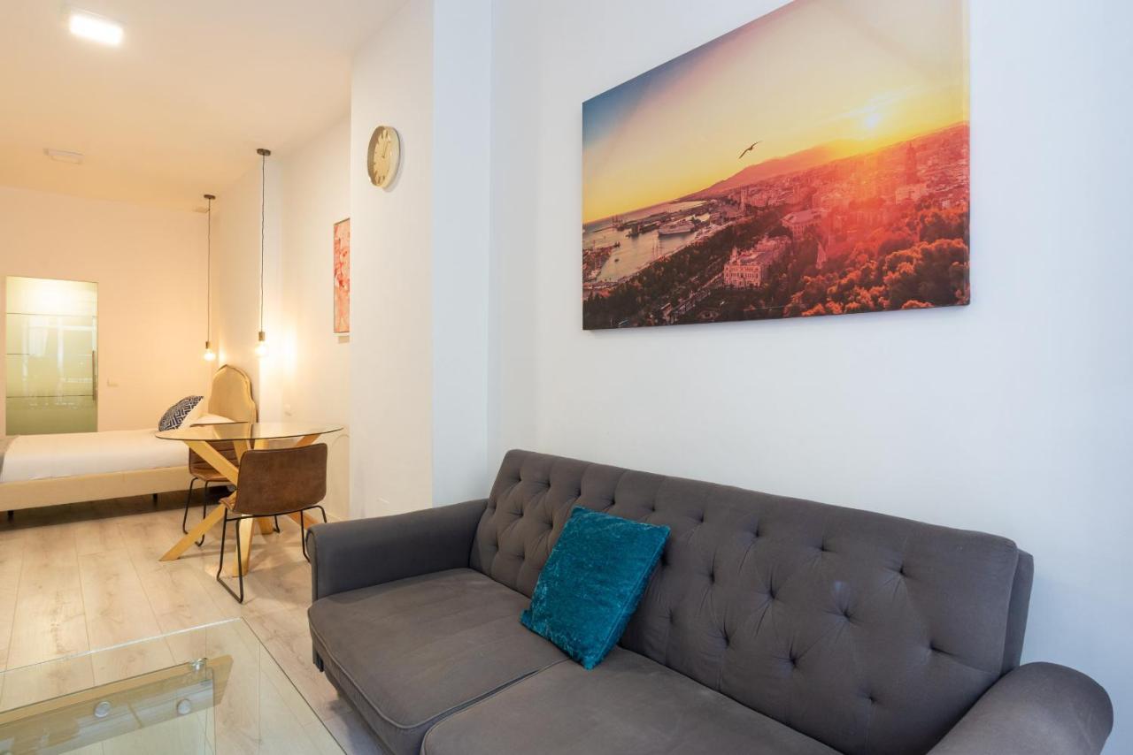 Urbe10 Plaza De La Constucion Premium Loft Apartment Malaga Exterior photo